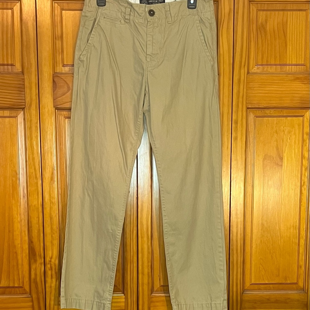 American Eagle Khaki pants 28x30